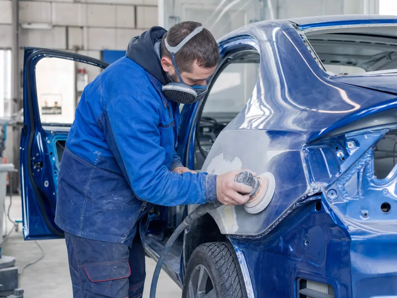 Radno okruženje za zanimanje: autolimari